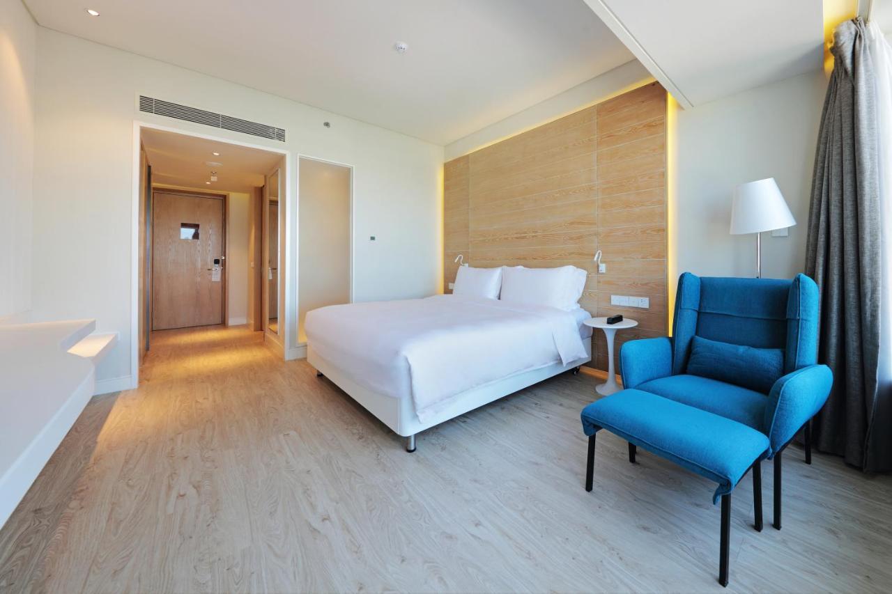 Garden Lane Meilan Airport Hotel  Haikou  Buitenkant foto